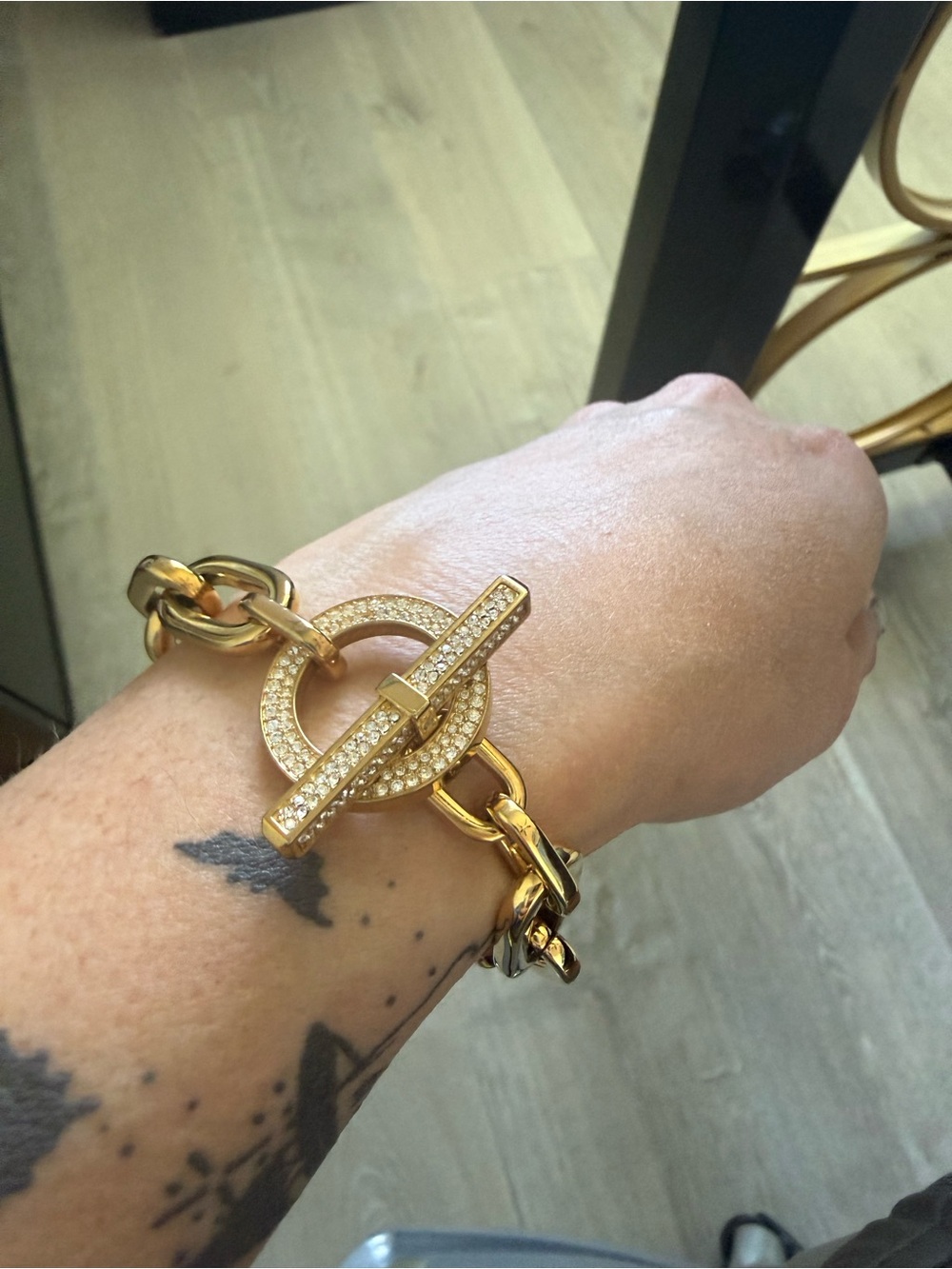 Michael Kors Gold Crystal Toggle Link Bracelet - Picture 2 of 9